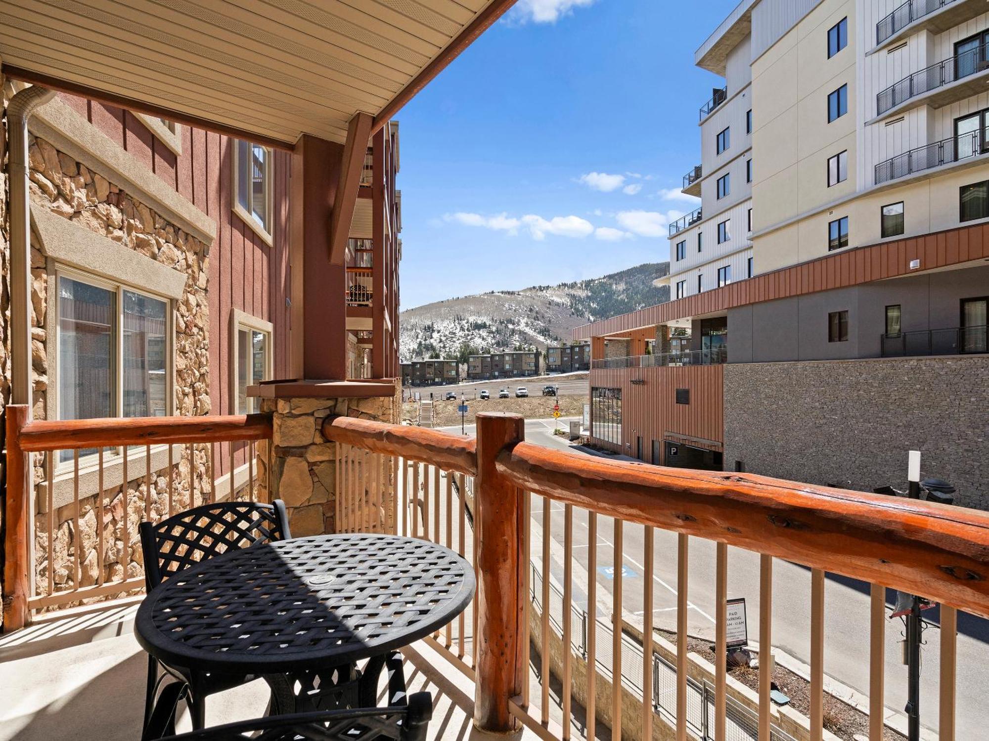 Canyons Village Condos By All Seasons Resort Lodging Park City Exterior photo